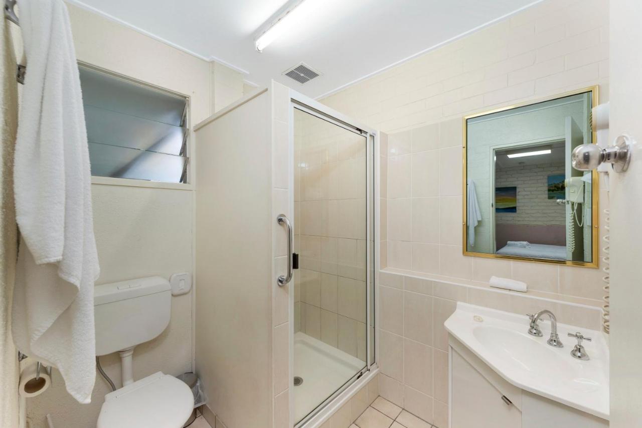 Bundaberg Coral Villa Motor Inn Exterior photo